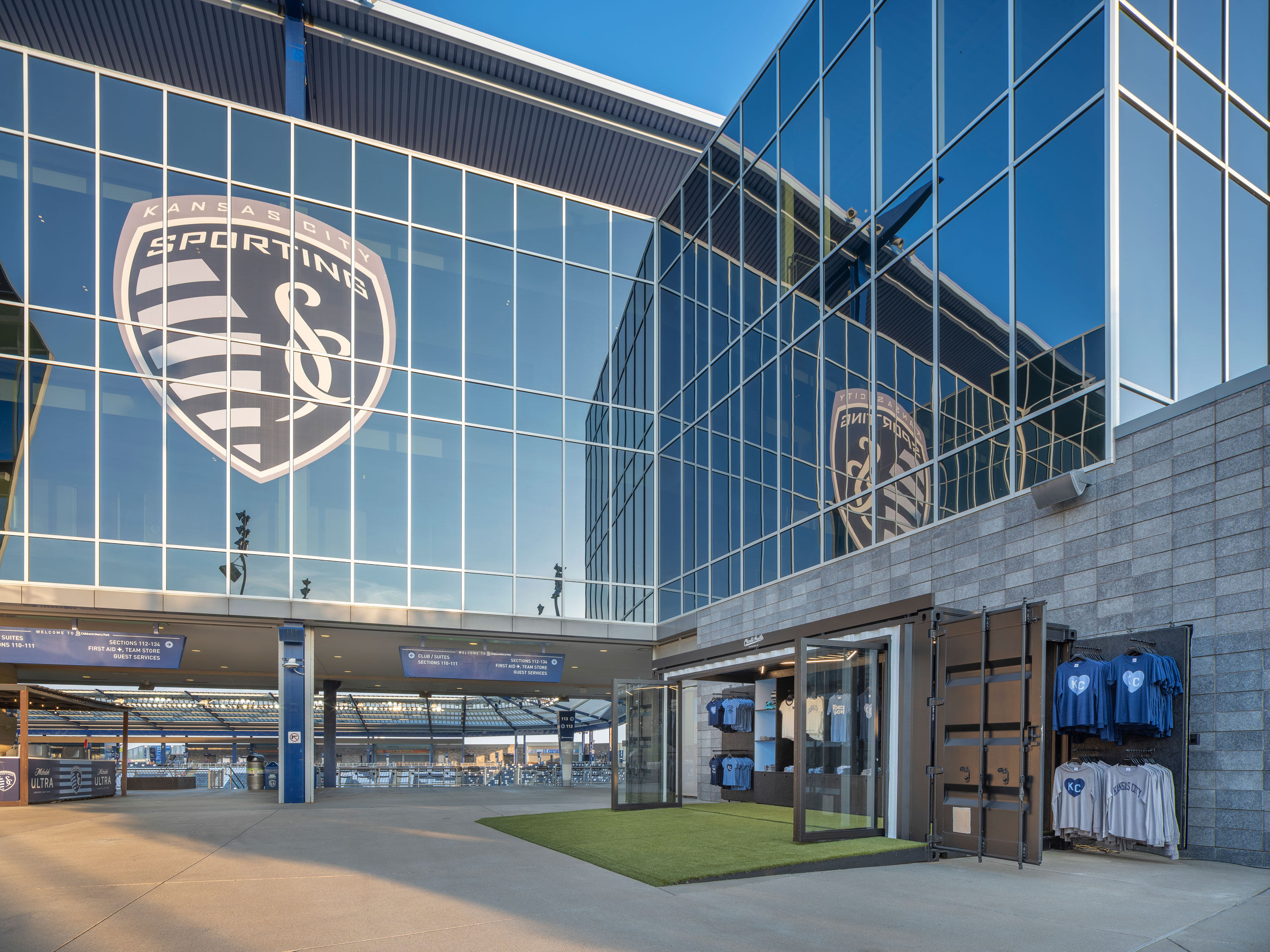 Turner Construction - Kansas City - Have you stopped by the new Charlie  Hustle Pop-Up Store at Children's Mercy Park? Turner retro-fitted this  shipping container into a unique space for Sporting Kansas